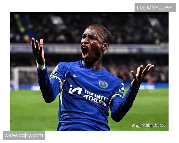 曼联签下巴西前锋，引发球迷热议